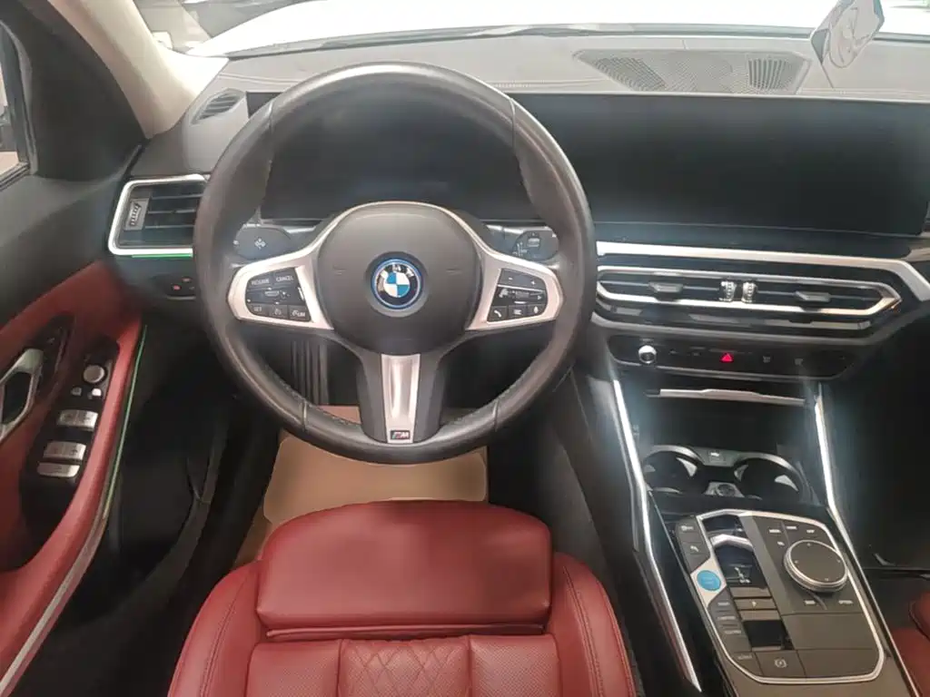 BMW i3 2023 — фото 11