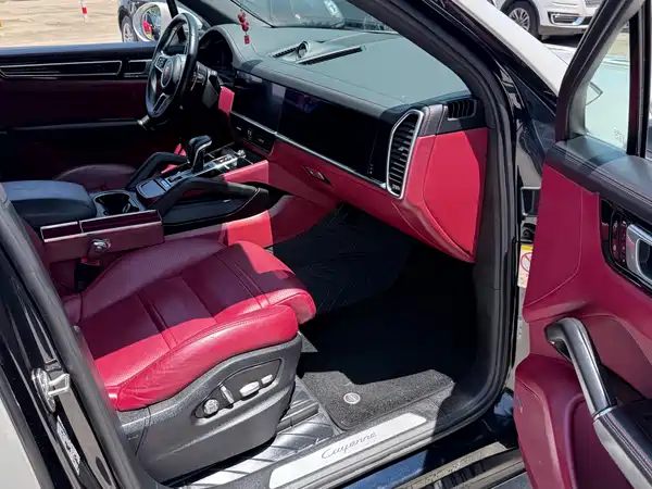 Porsche Cayenne 2019