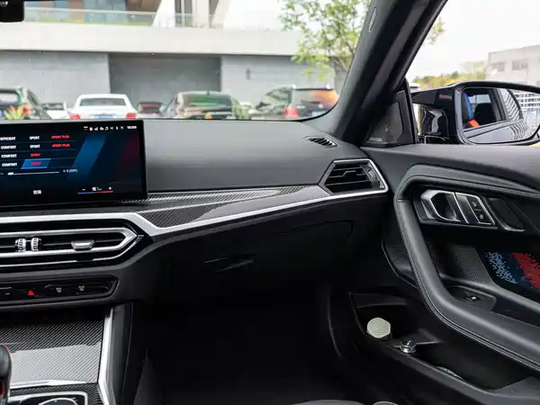 BMW M2 2024