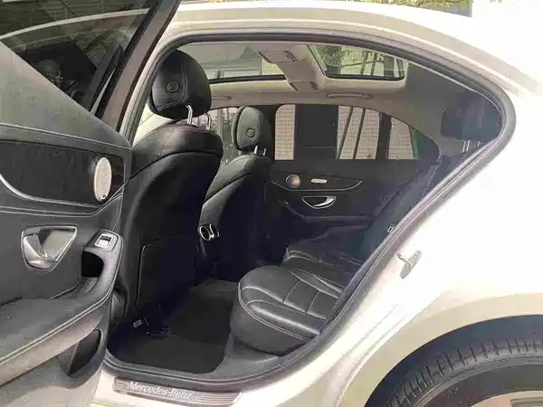 Mercedes-Benz C-Class 2018