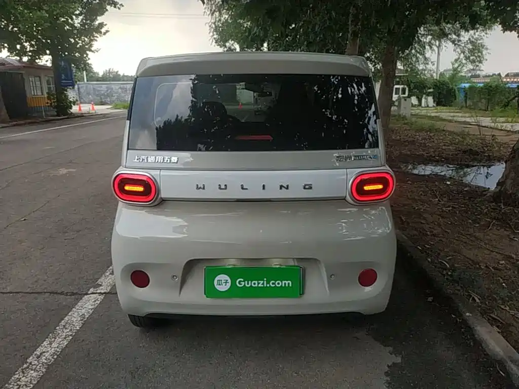 Wuling Hongguang MINIEV 2025