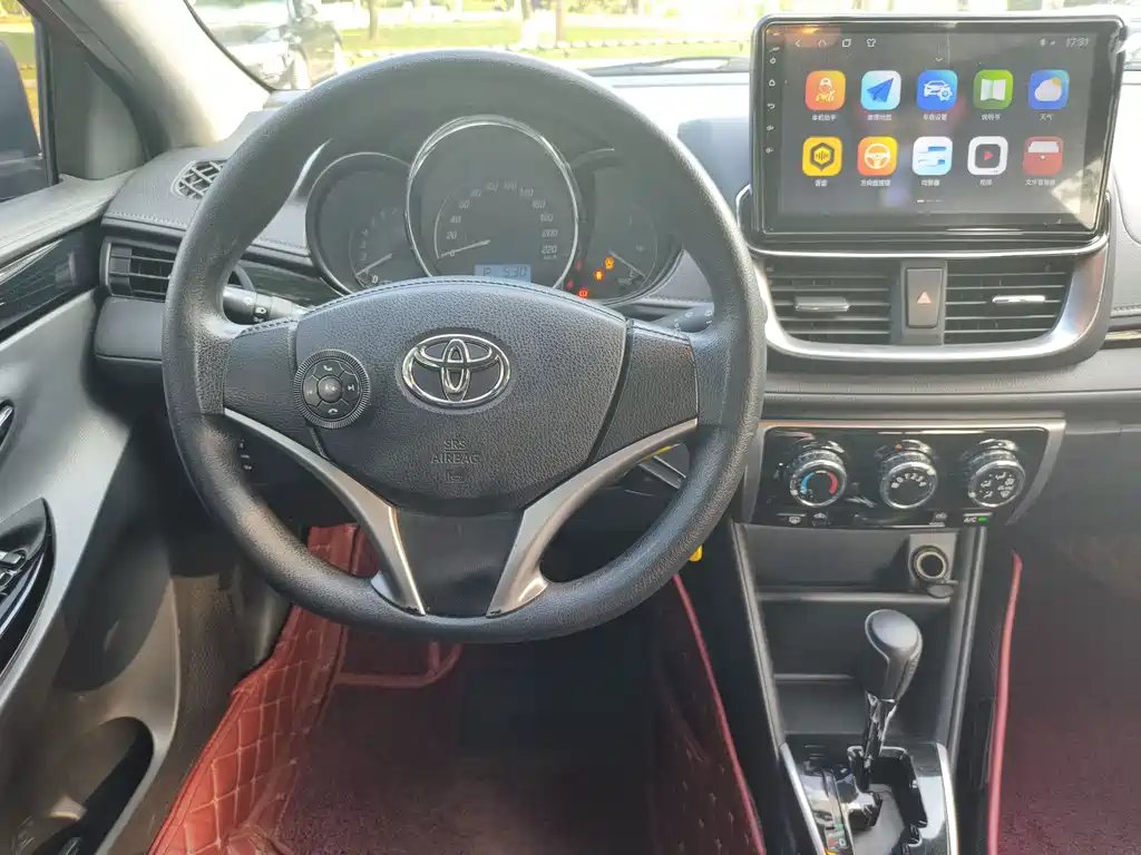 Toyota Yaris L 2021 — фото 14