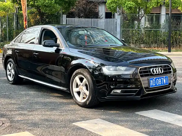 Audi A4L 2013