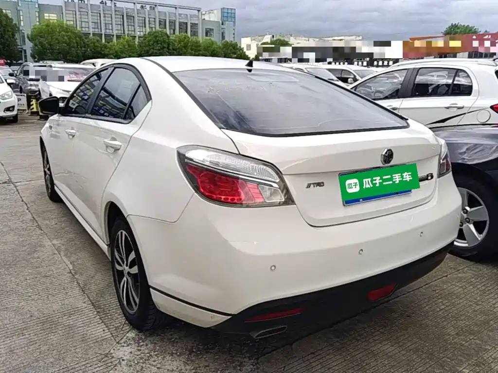 MG 6 2015