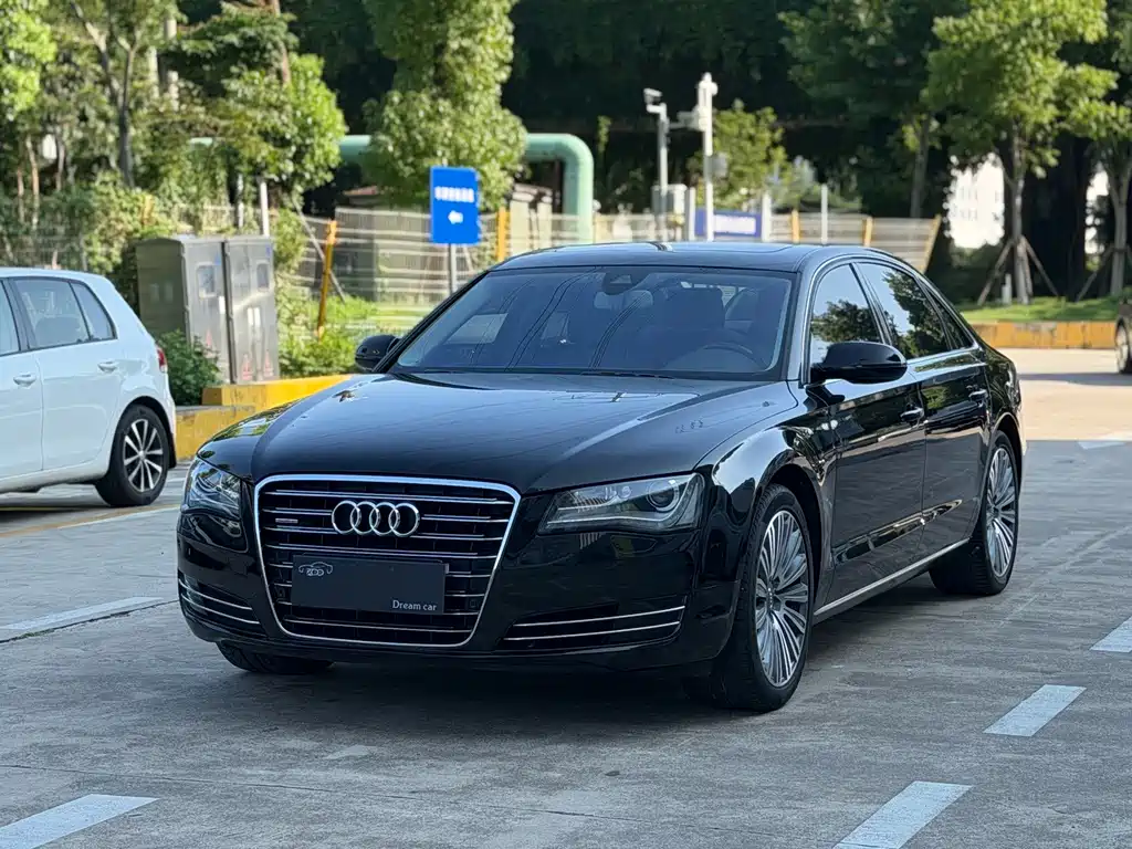 Audi A8 2011