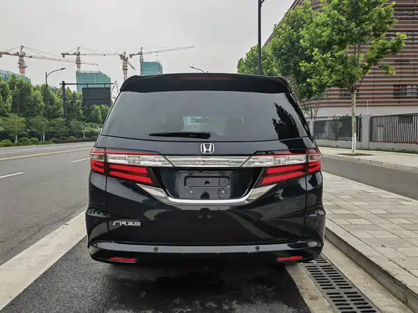 Honda Odyssey 2015