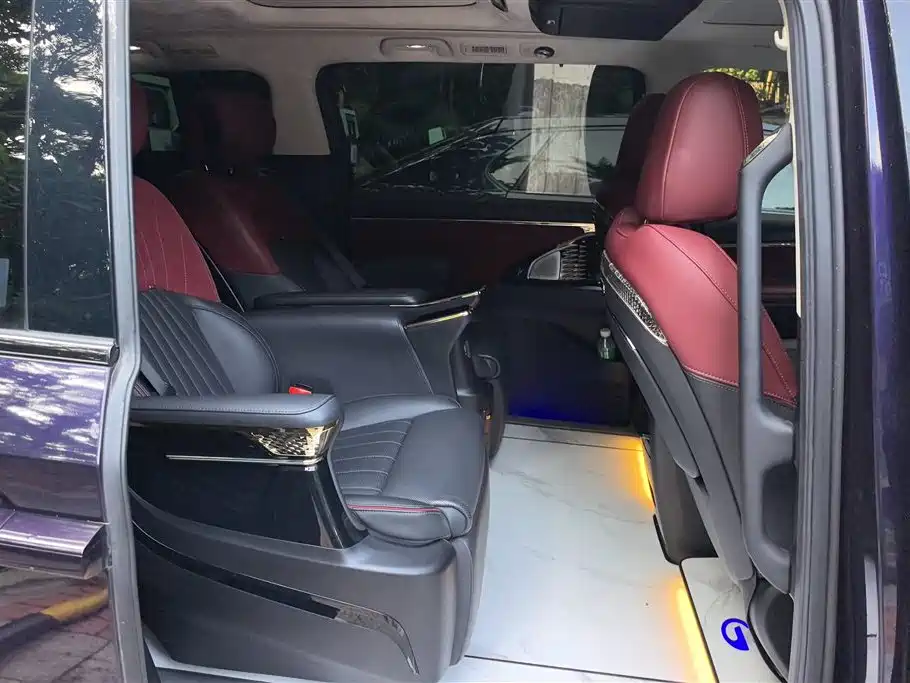 GAC Motor Trumpchi E9 2023 — фото 11