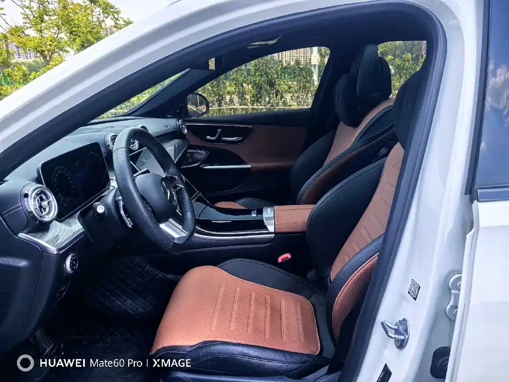 Mercedes-Benz C-Class 2024 — фото 14