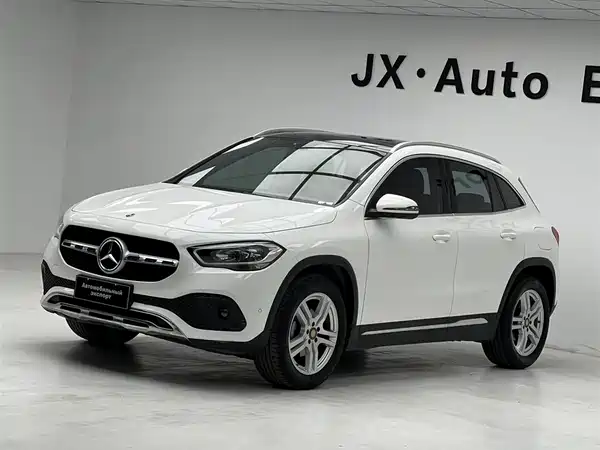 Mercedes-Benz GLA 2020