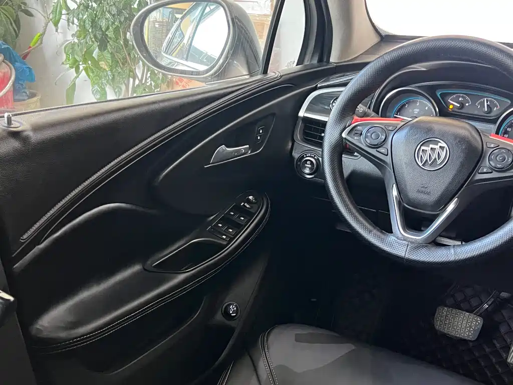 Buick Envision Plus 2015 — фото 13