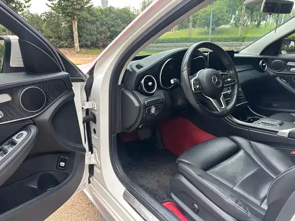 Mercedes-Benz C-Class 2019
