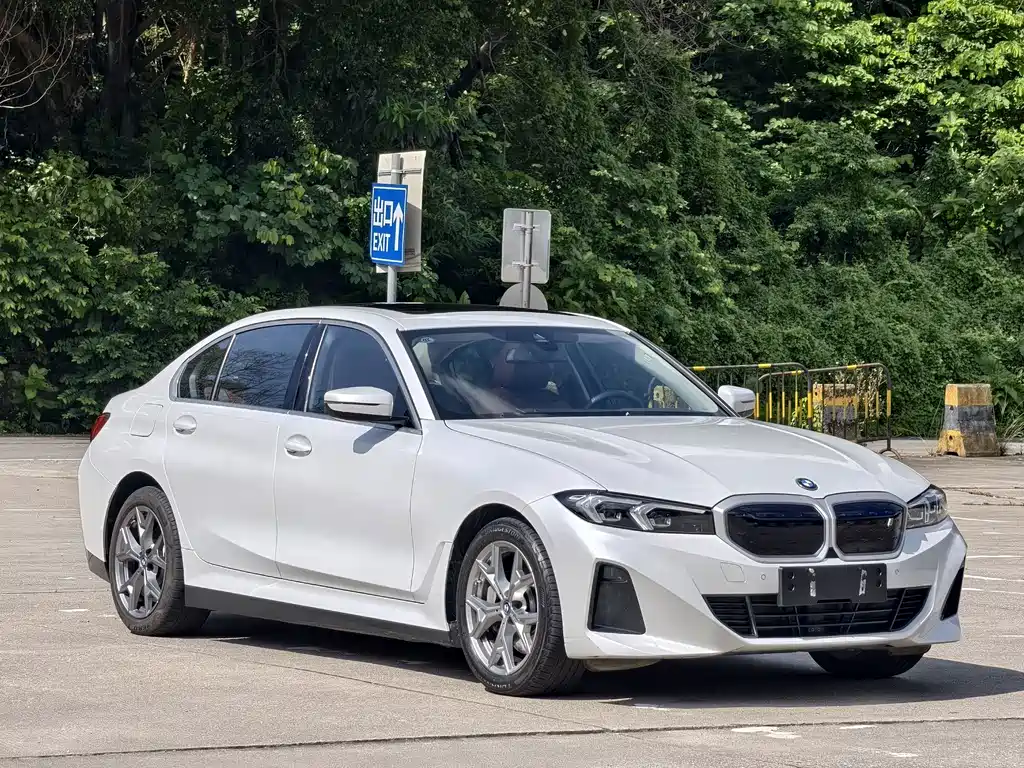 BMW i3 2022