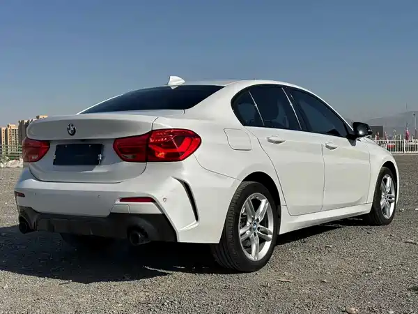 BMW 1 Series 2022