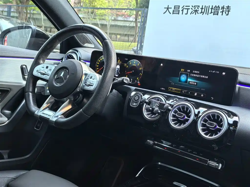 Mercedes-Benz A-Class AMG 2022 — фото 18
