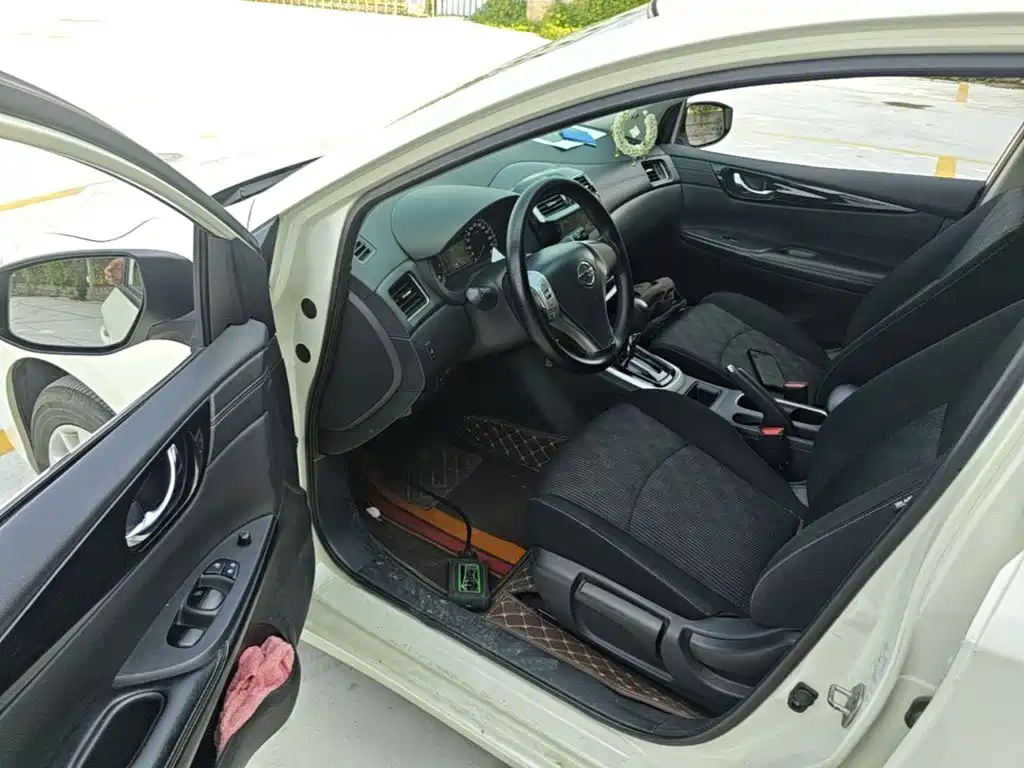 Nissan Tiida 2019 — фото 16