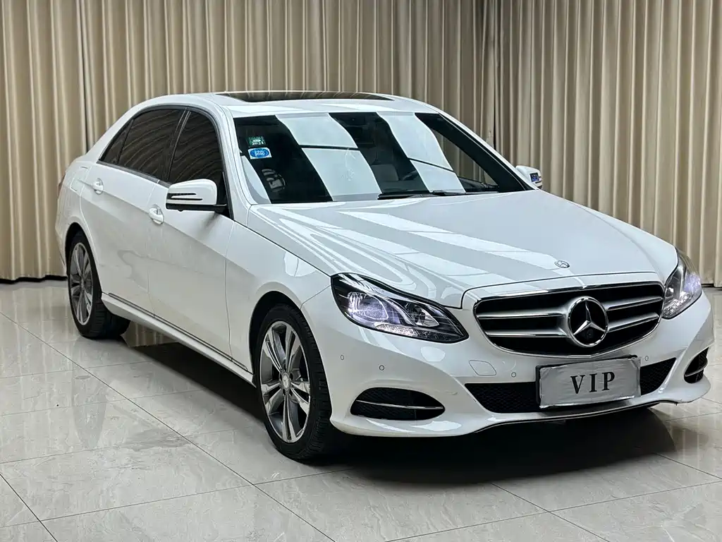 Mercedes-Benz E-Class 2015 — фото 19
