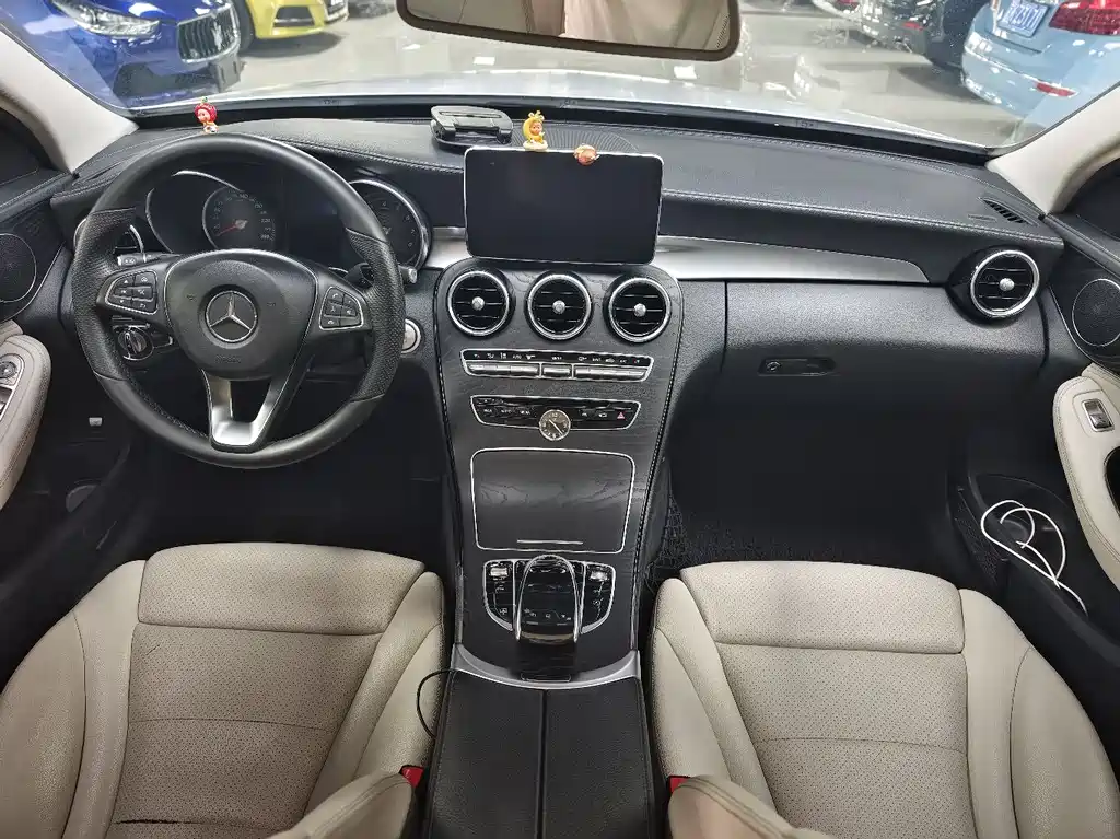 Mercedes-Benz C-Class 2015 — фото 26