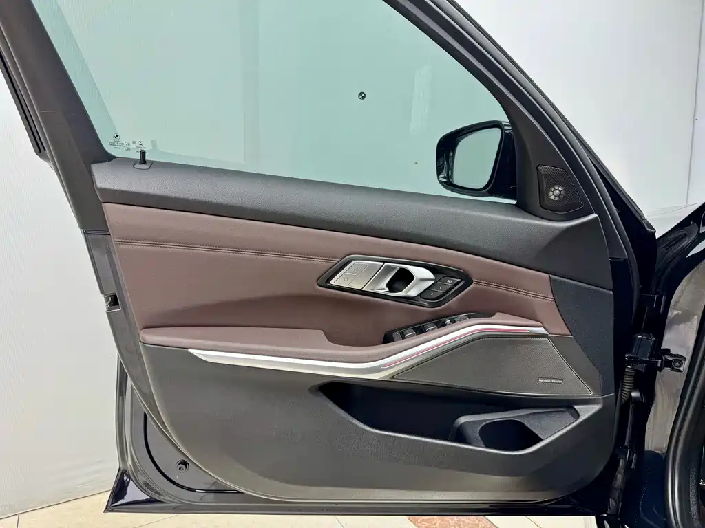 BMW 3 Series 2020