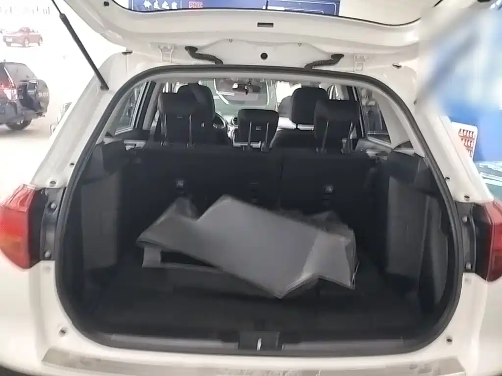 Suzuki Vitara 2017 — фото 19