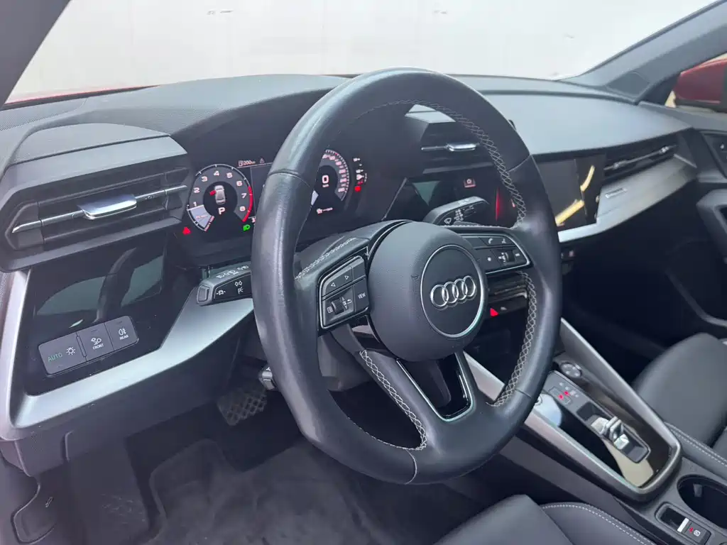 Audi A3 2022 — фото 9