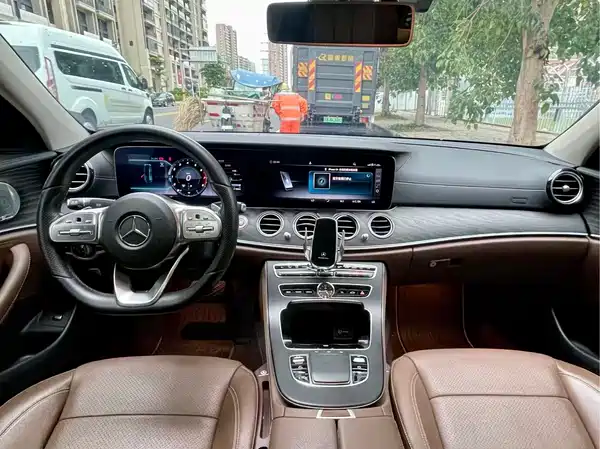 Mercedes-Benz E-Class 2020