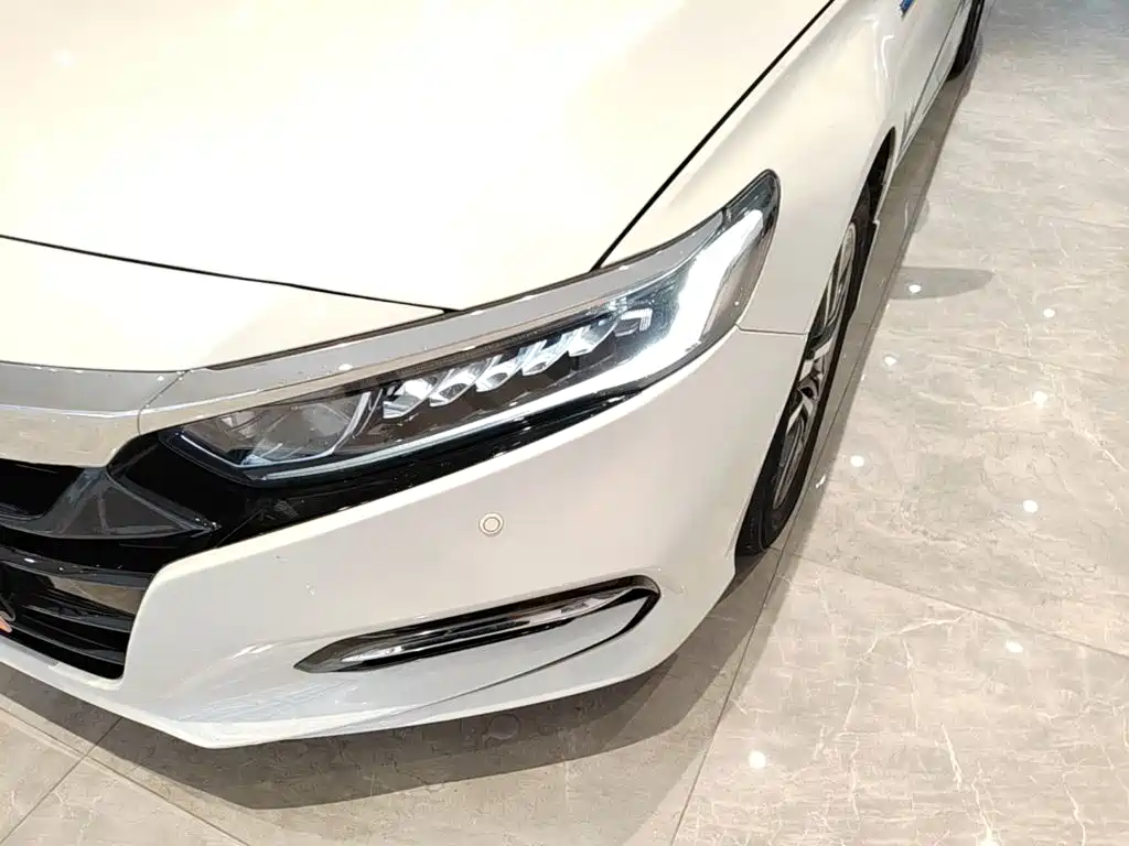 Honda Accord 2020 — фото 24