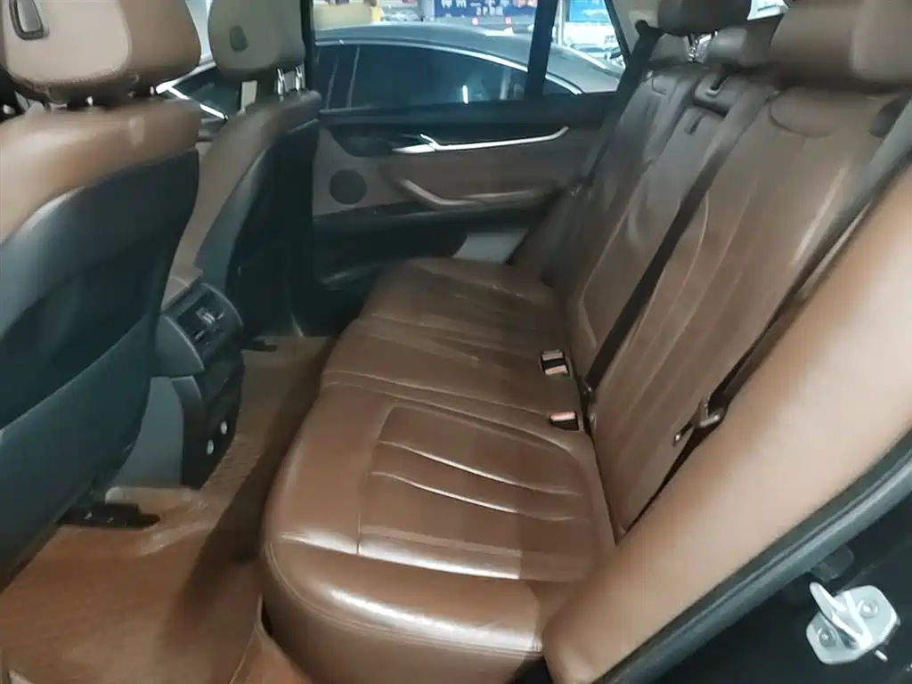 BMW X5 2015 — фото 17