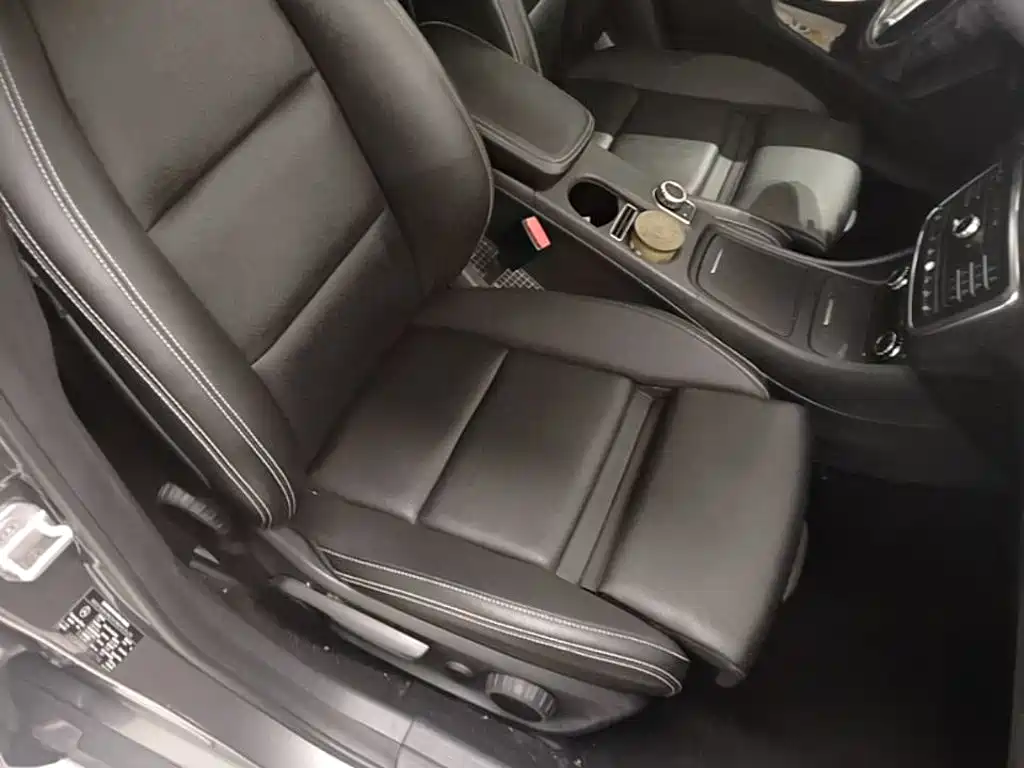 Mercedes-Benz GLA 2016 — фото 25