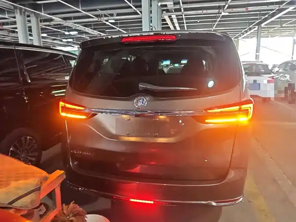 Buick GL8 2022