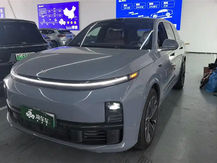 Li Auto Li L7 2025
