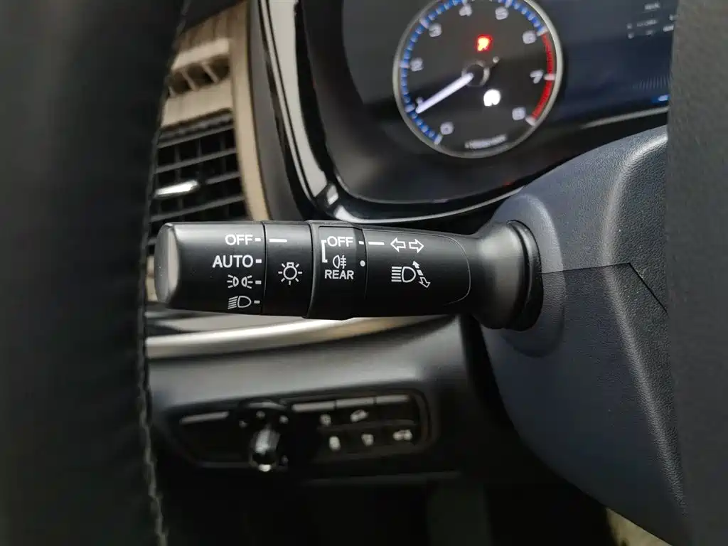 GAC Motor Trumpchi M8 2020 — фото 21