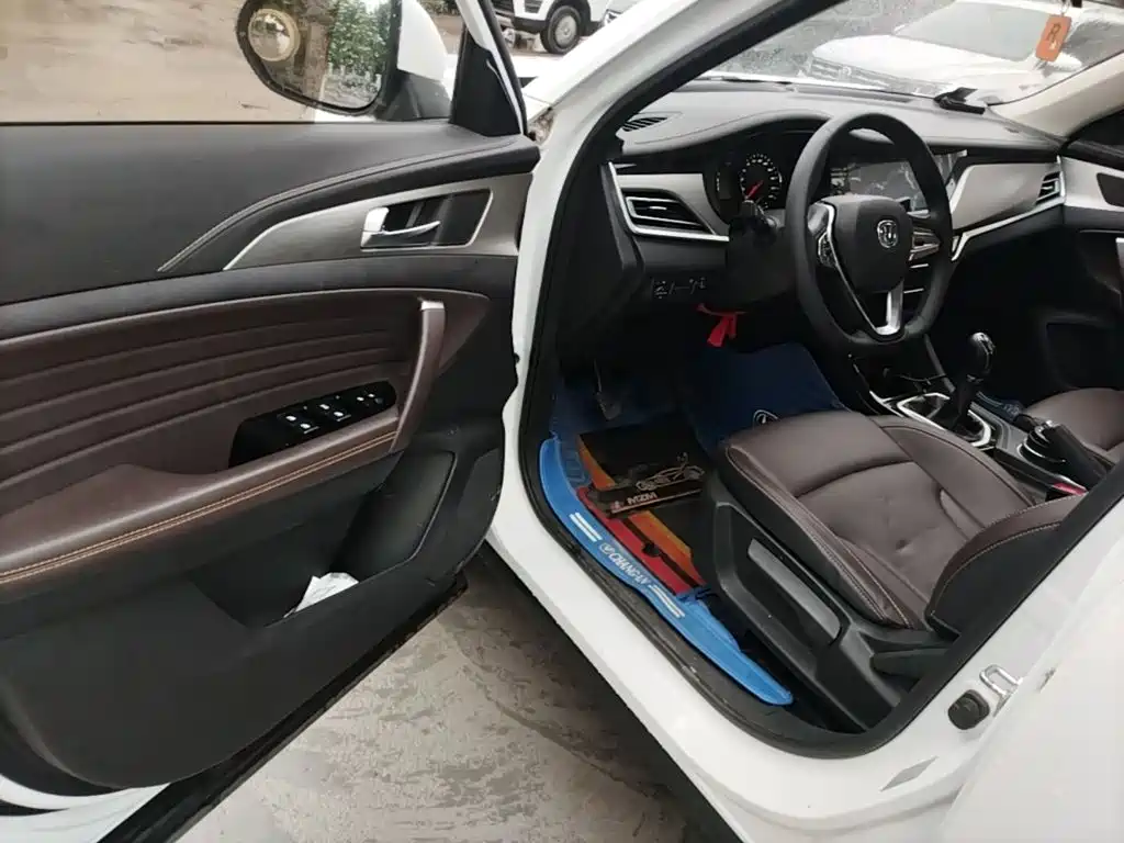 Changan CS35PLUS 2019 — фото 16