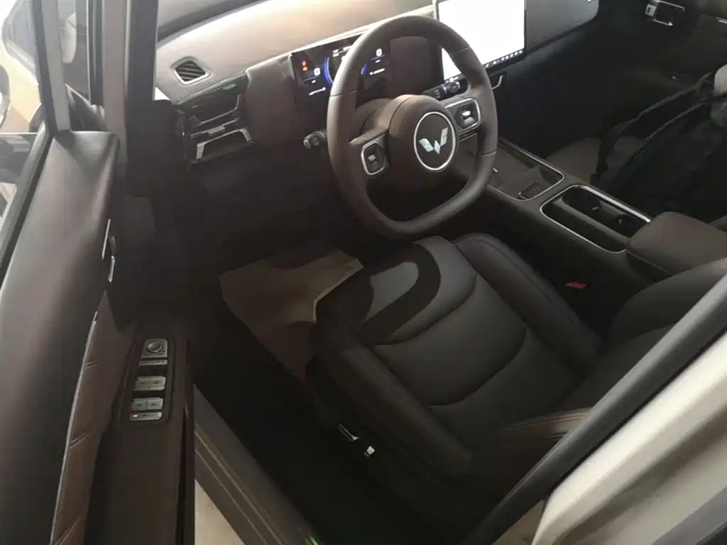 Wuling Starlight 730 EV 2025 — фото 16