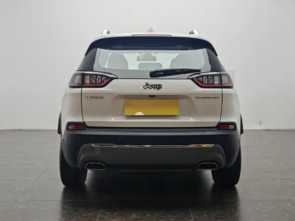 Jeep Cherokee 2020