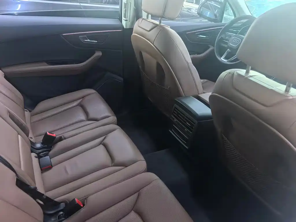 Audi Q7 2023
