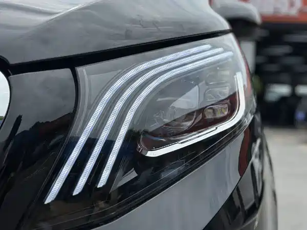 Mercedes-Benz Vito 2023