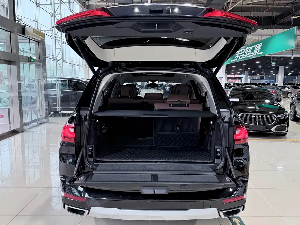 BMW X7 2020 — фото 22