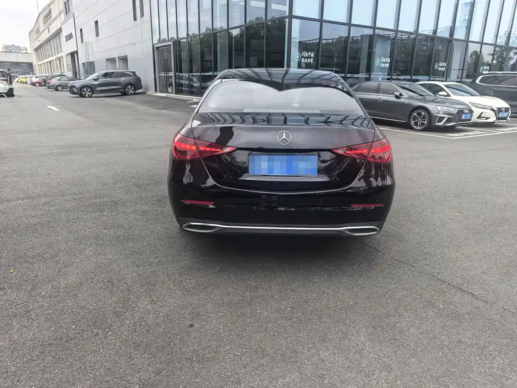 Mercedes-Benz C-Class 2023