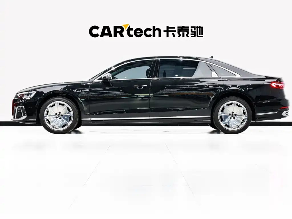 Audi A8 2023 — фото 7