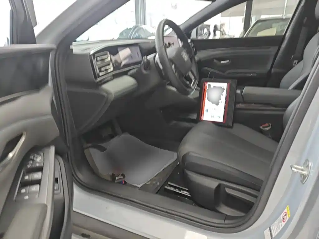 BYD Qin L 2025 — фото 15
