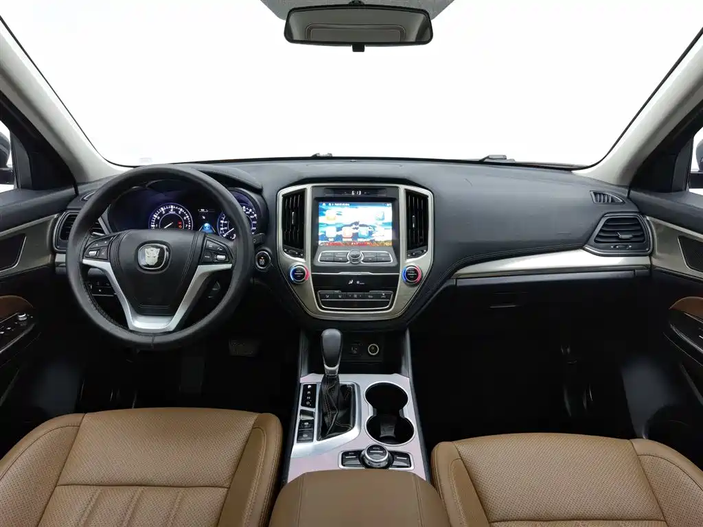 Changan CS95 2017