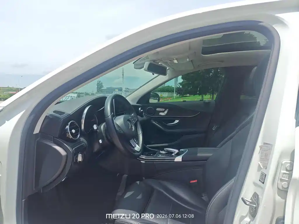 Mercedes-Benz C-Class 2018