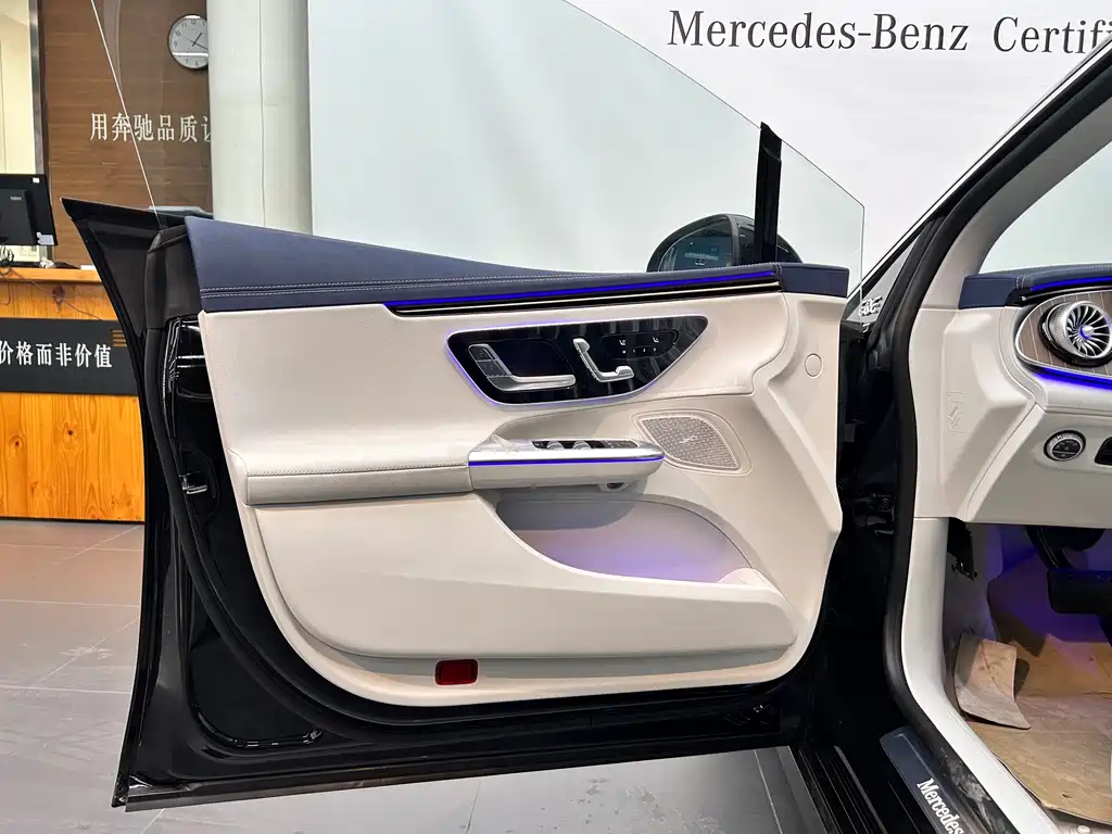 Mercedes-Benz EQE 2026 — фото 14