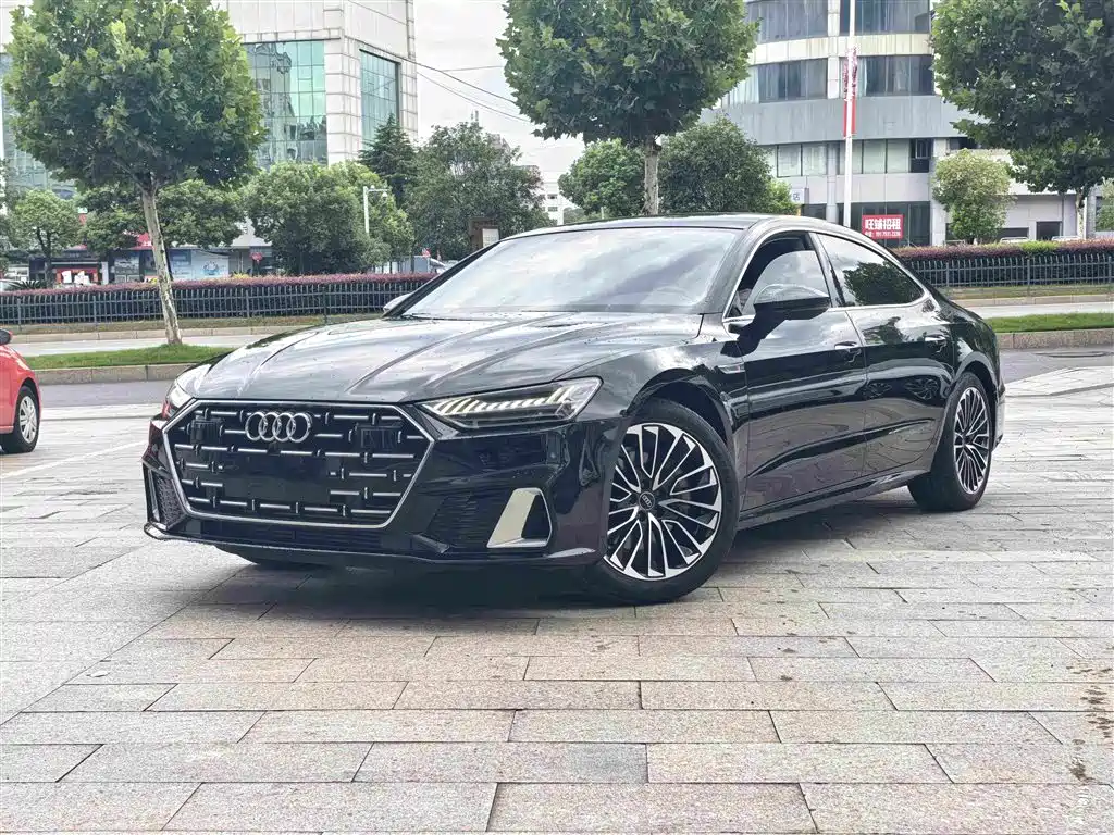 Audi A7L 2025