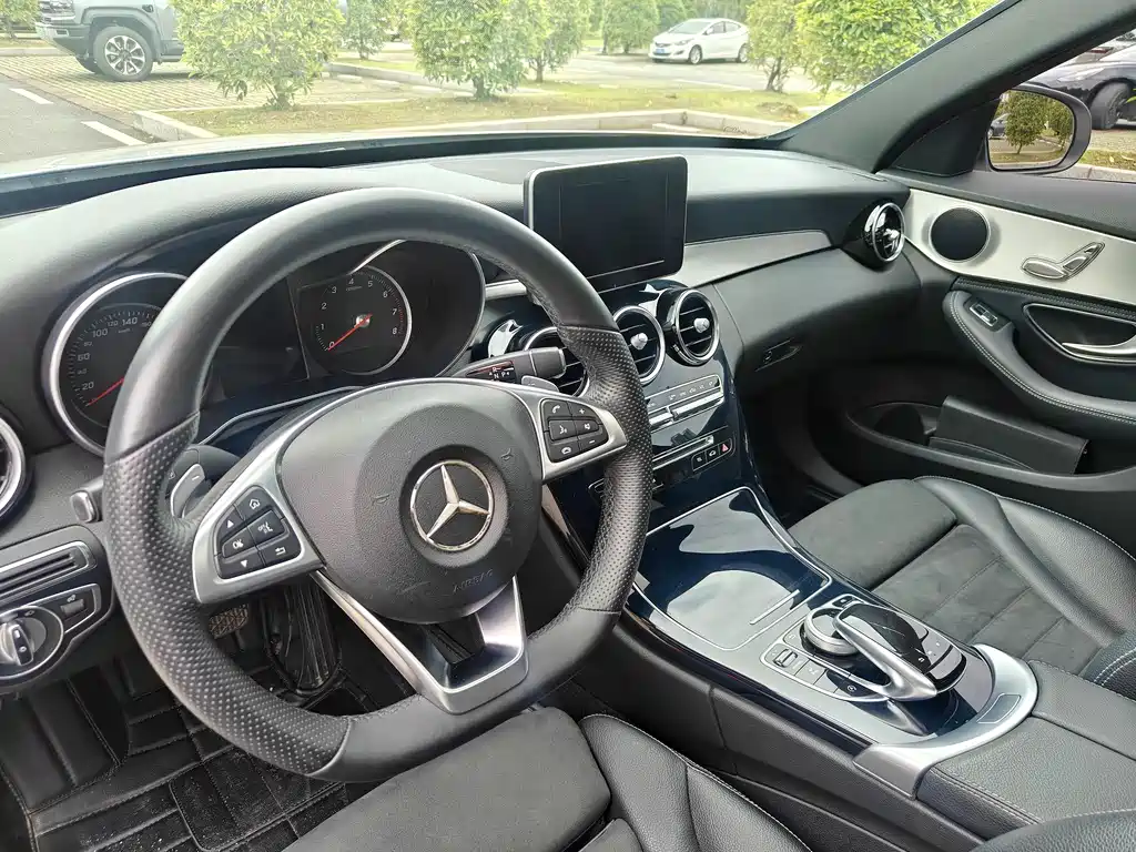 Mercedes-Benz C-Class 2017 — фото 13