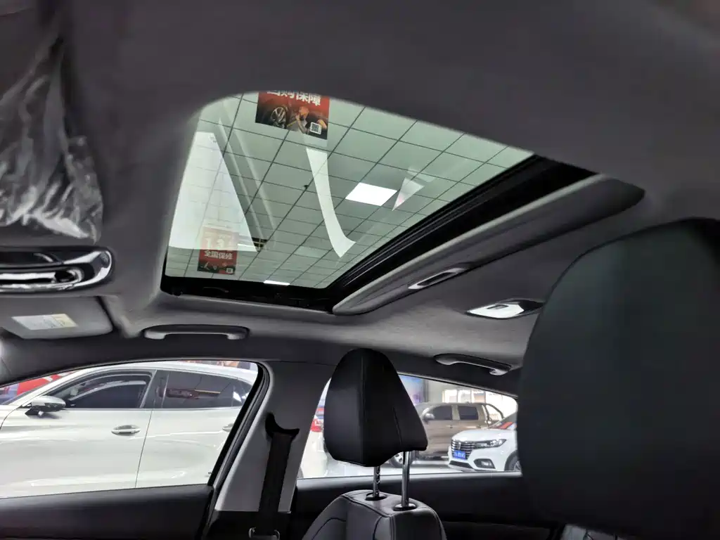Hyundai Elantra 2021