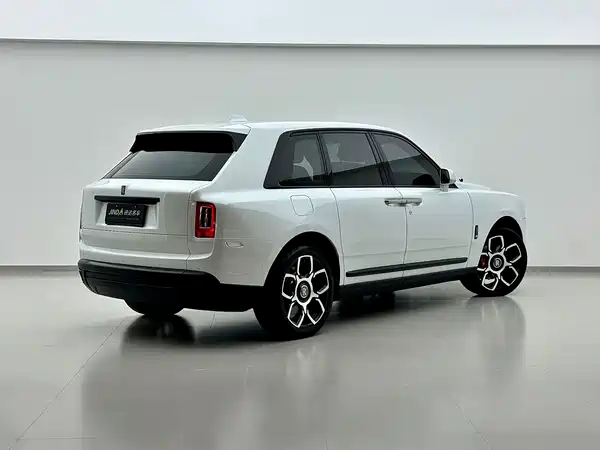 Rolls-Royce Cullinan 2020