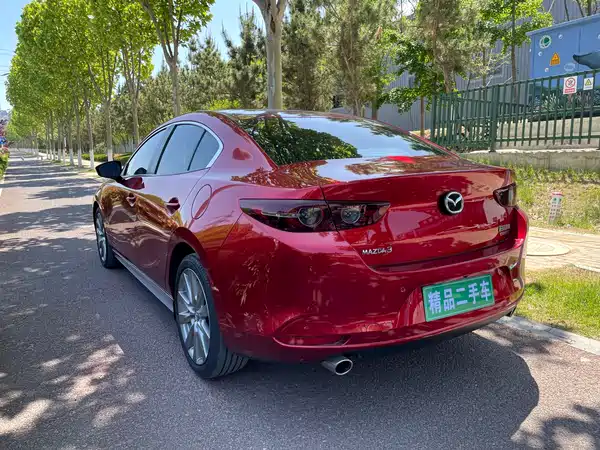 Mazda 3 Axela 2021