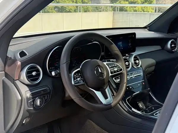Mercedes-Benz GLC 2022