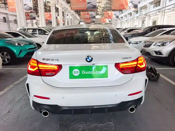 BMW 1 Series 2023